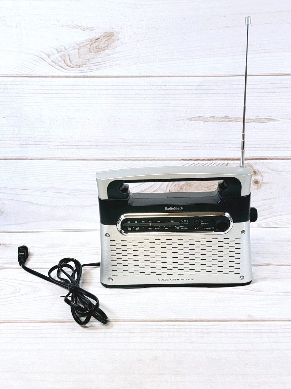 RadioShack 12-889 Portable Analog AM/FM/WX Weather Radio - Tested & Working